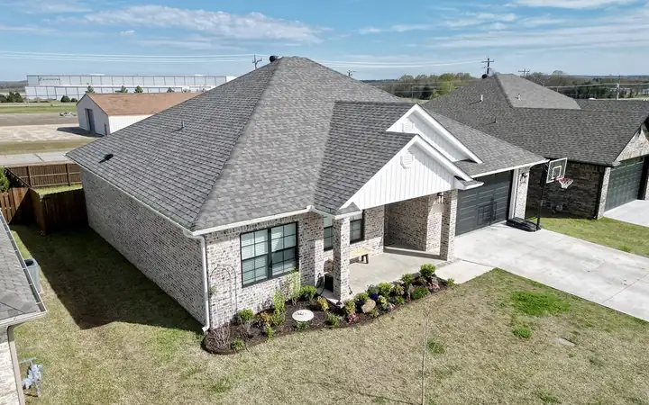 How Do Homeowners Pay for a New Roof or Major Repairs?